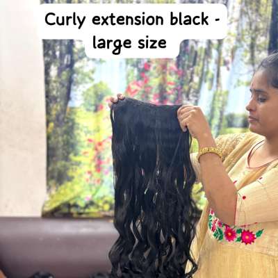 Hair extension in  curly cut