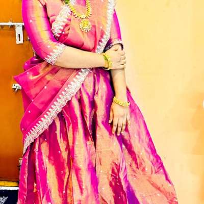 Fully stitched lehenga in tissue fabric