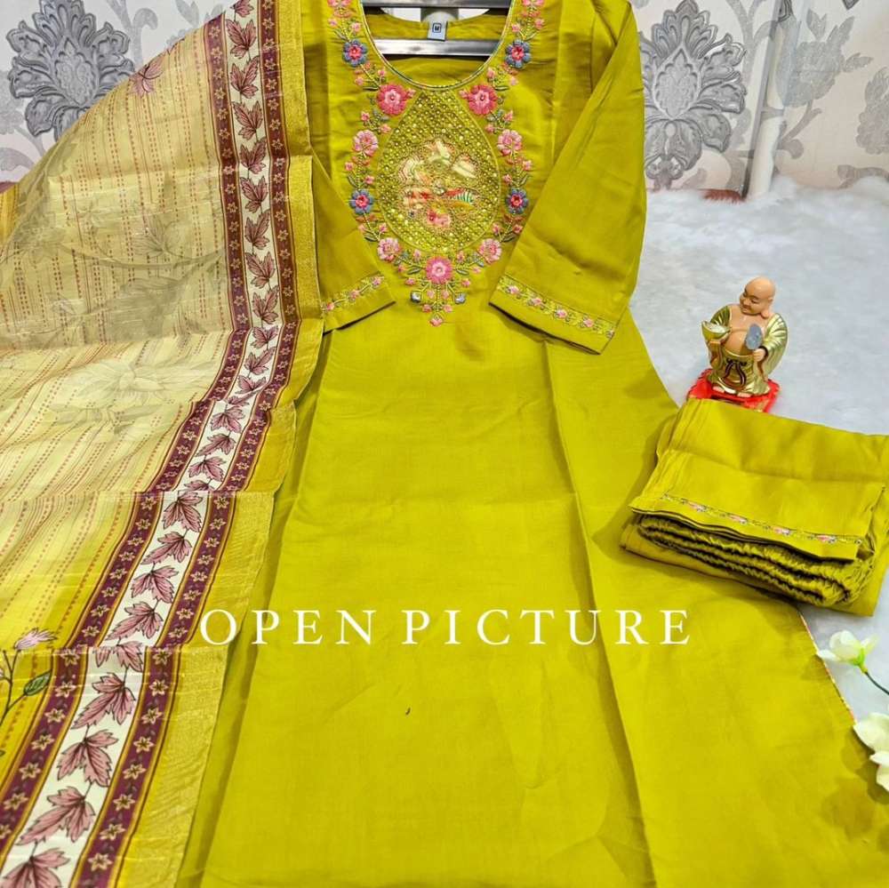 Hand work kurthi 3 piece set