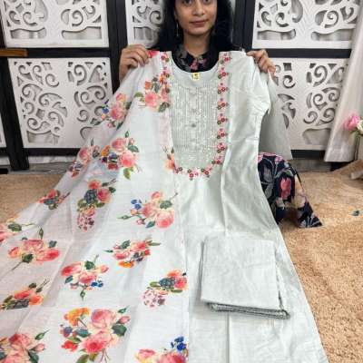 Beautiful 3 piece Kurthi Set