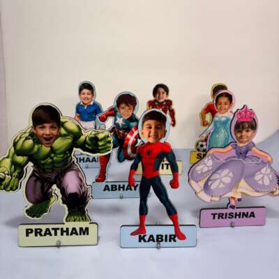 Personalised photo caricature stand