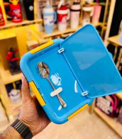 6a898bd8-c2fc-463a-b763-d102e1fa5330