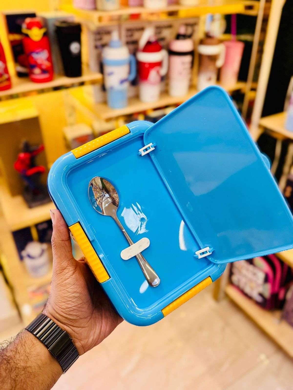 6a898bd8-c2fc-463a-b763-d102e1fa5330