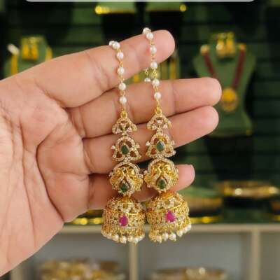 Ear jhumka