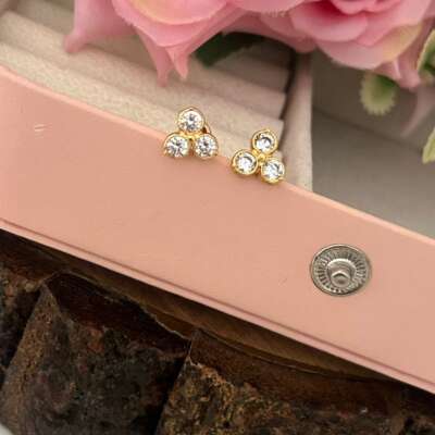 Panchaloham daily wear polished stud with 3 stone