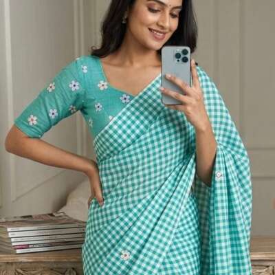 Soft Linen Saree in checks