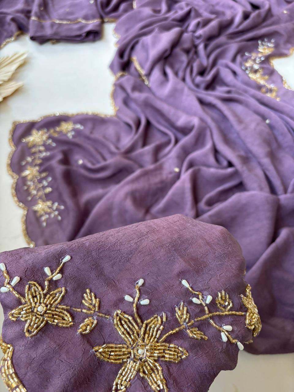 Rangoli :Crush saree