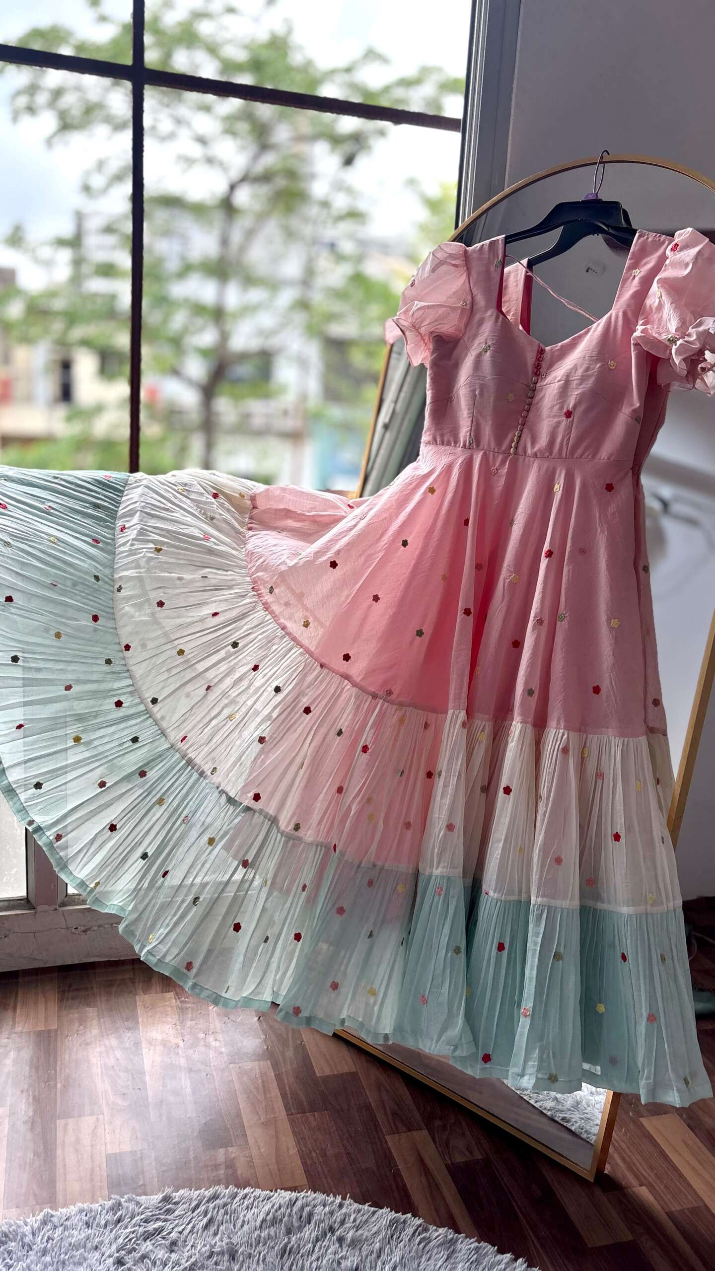 pm1/Pm1:Mul Chanderi embroidery frock